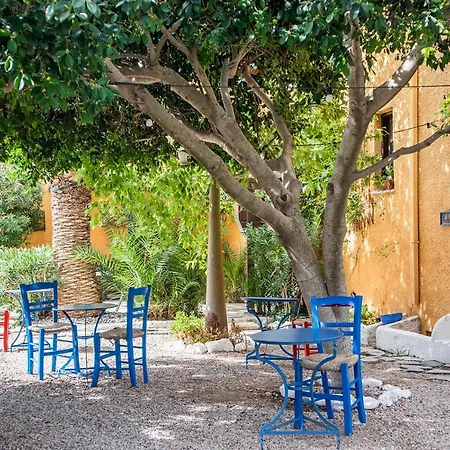 Hotel Traditional, Aegina Island